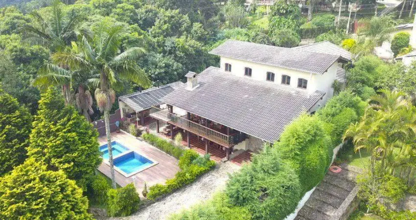 Casa em Condomínio para Venda em Atibaia, Portão, 3 dormitórios, 1 suíte, 4 banheiros, 5 vagas