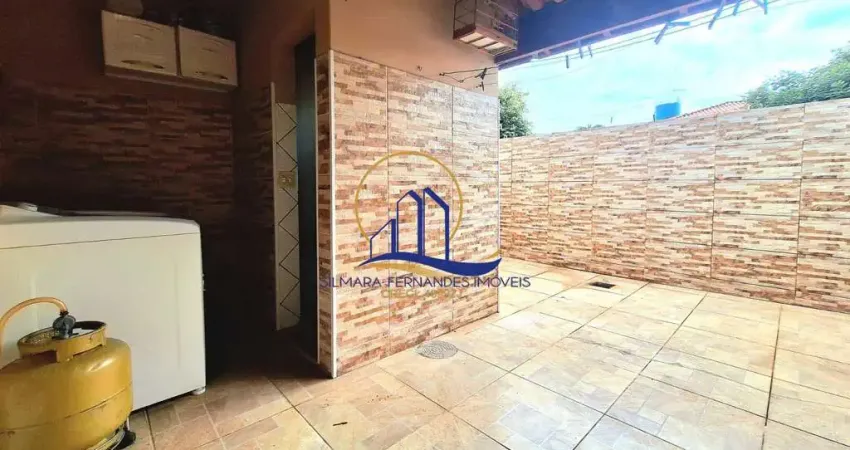 Casa em condomínio fechado com 2 quartos à venda na Praça da Música, Residencial Villa Flora, Sumaré