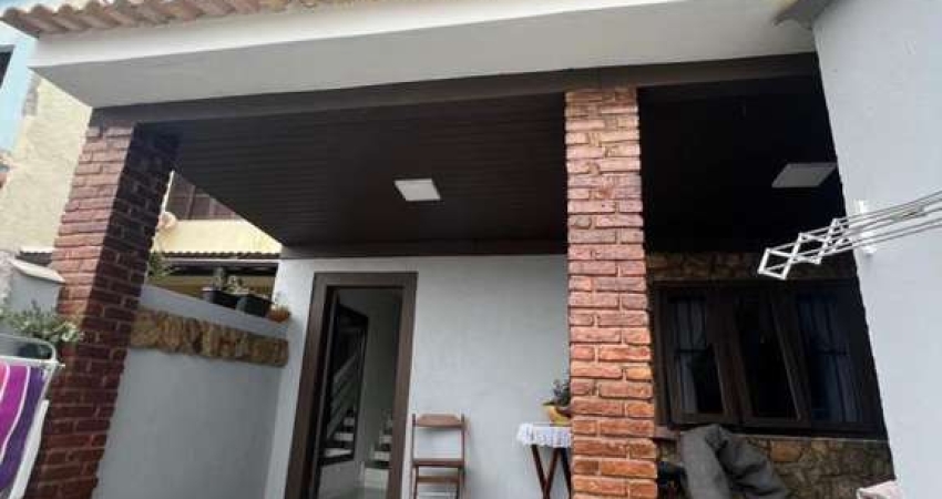 Casa para Venda em Saquarema, Centro, 4 dormitórios, 1 suíte, 3 banheiros, 1 vaga