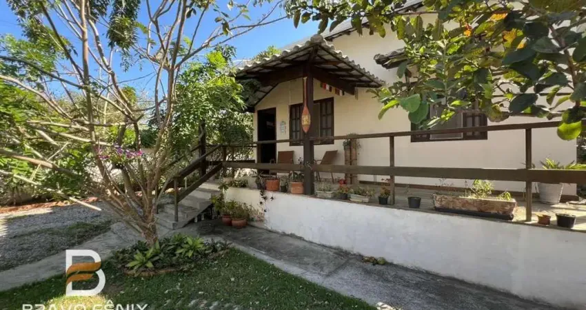 Casa para venda em saquarema, itaúna, 2 dormitórios, 1 suíte, 2 banheiros, 6 vagas
