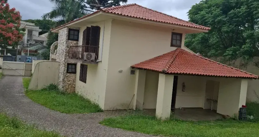 Sobrado Comercial  12 Suítes