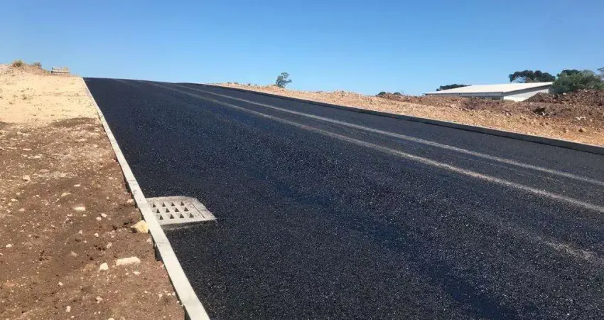 Terreno comercial à venda na Romeu Antonio de Antoni, Santa Catarina, Caxias do Sul