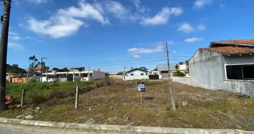 TERRENO COM 260M² 13X20 EM ÓTIMA LOCALIZAÇÃO NO BAIRRO ITACOLOMI EM BALNEÁRIO PIÇARRAS-SC