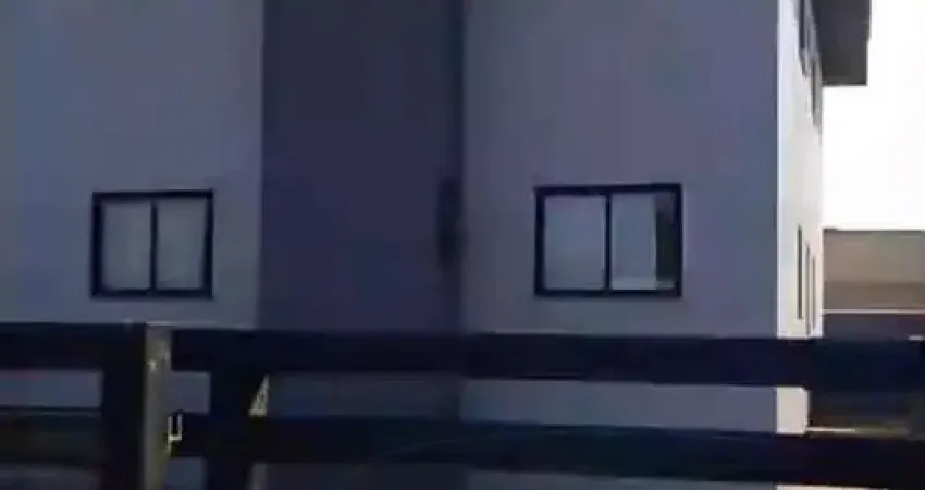 APARTAMENTO 2 DORMITÓRIOS SENDO 1 SUÍTE EM RUA PAVIMENTADA, ITAJUBA-BARRA VELHA-SC