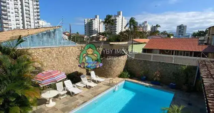 Casa Alto Padrão à Venda no Bairro Indaiá - Caraguatatuba