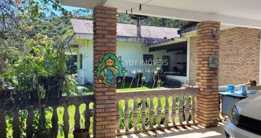 Sítio à venda, próximo ao Bairro do Cedro, Paraibuna, São Paulo.