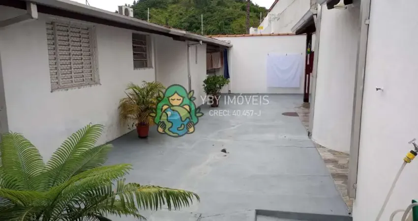 Sobrado Amplo para Locação no Centro de Caraguatatuba Ótima Localização