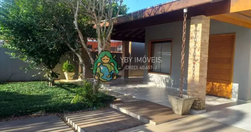 Casa à Venda no Indaiá, 3 Dormitórios, Próxima à Praia, em Bairro Nobre de Caraguatatuba, Indáia.