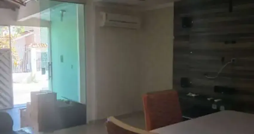 Casa com 2 quartos sendo 1 suíte no Rseidencial Vila Verde 1, conheça agora!
