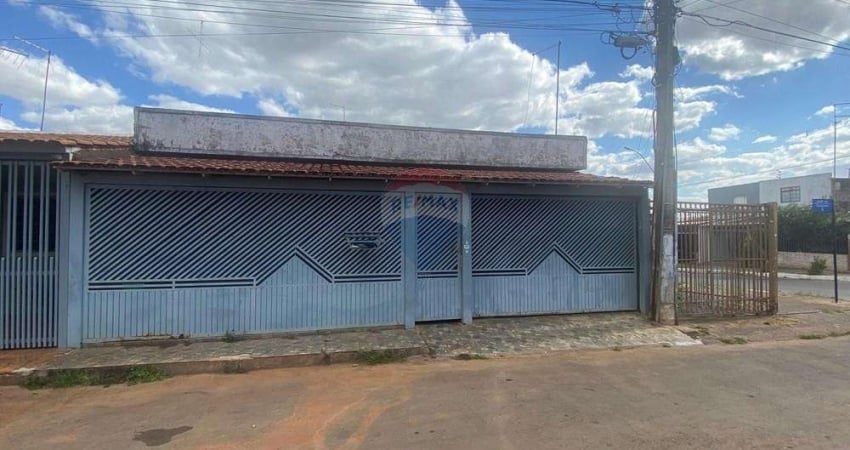 Casa com 2 quartos para alugar no Ceilândia Norte, Ceilândia 
