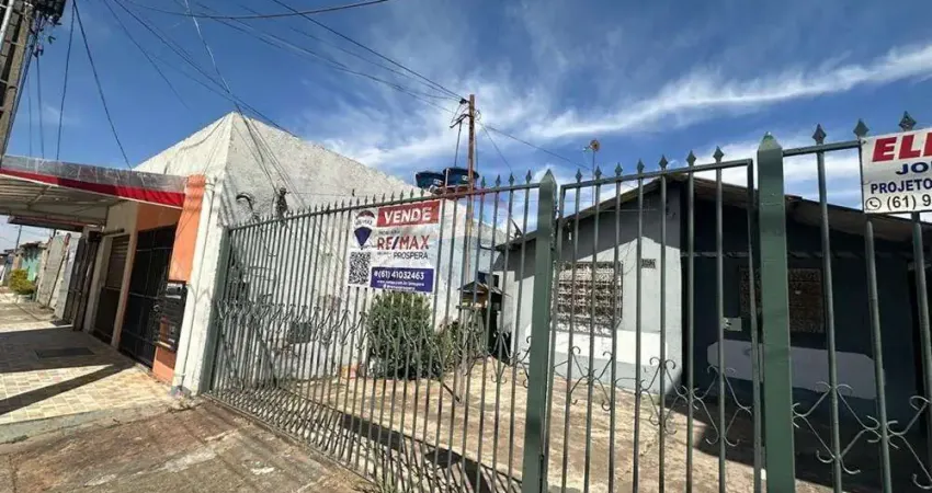 Casa com 6 quartos à venda no Ceilândia Centro, Ceilândia 