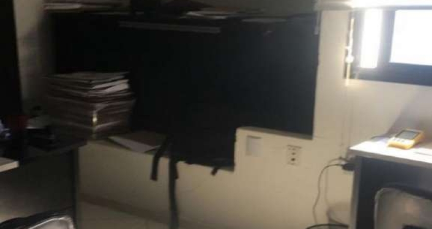 Sala comercial com 1 sala à venda na Avenida Santos Dumont, 6216, Portão, Lauro de Freitas