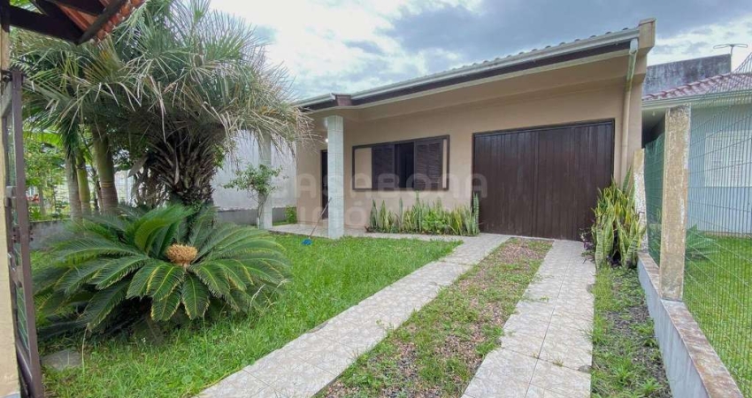 Casa com 3 quartos à venda na Rua Tancredo Neves, 158, Balneário Jardim Olívia, Arroio do Sal