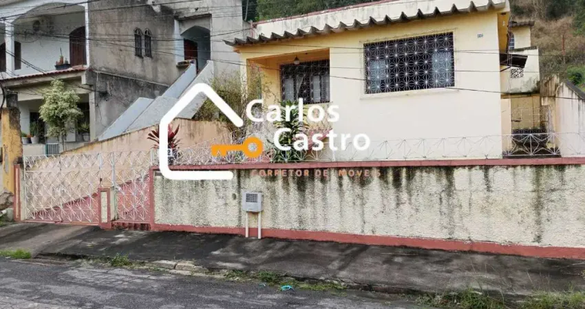 Venda de Casa Duplex c/ 478 M² são 9 quartos no Condomínio Recanto das Montanhas - Jd. Sulacap -  RJ