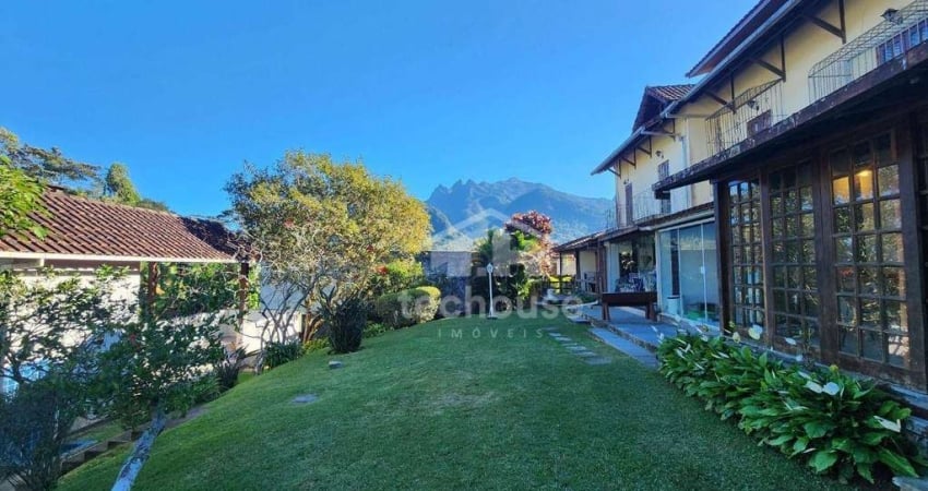 Casa em Condomínio Tranquilo e Seguro no Bairro de Caxangá, Teresópolis.