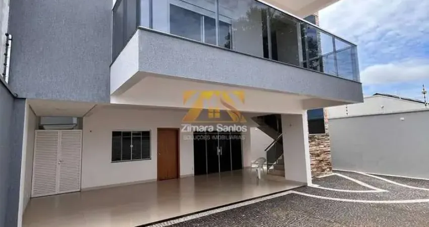 Sobrado Alto Padrão 5/4, sendo 3 suítes, 350 m² - 304 norte (Arne 41) - Palmas/TO