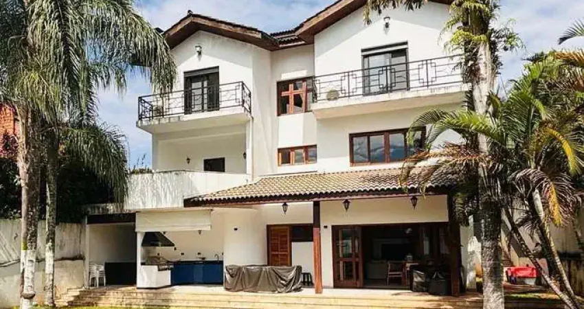 EXELENTE CASA PARA LOCAÇÃO EM ALPHAVILLE RESIDENCIAL 1. COM VALOR DE R$ 35 mil + despesas mensal.