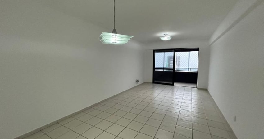 Imóvel para aluguel possui 106 metros quadrados com 3 quartos em Boa Viagem - Recife - PE