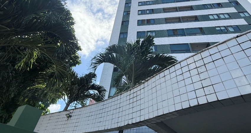Apartamento para venda tem 80 metros quadrados com 3 quartos em Madalena - Recife - PE