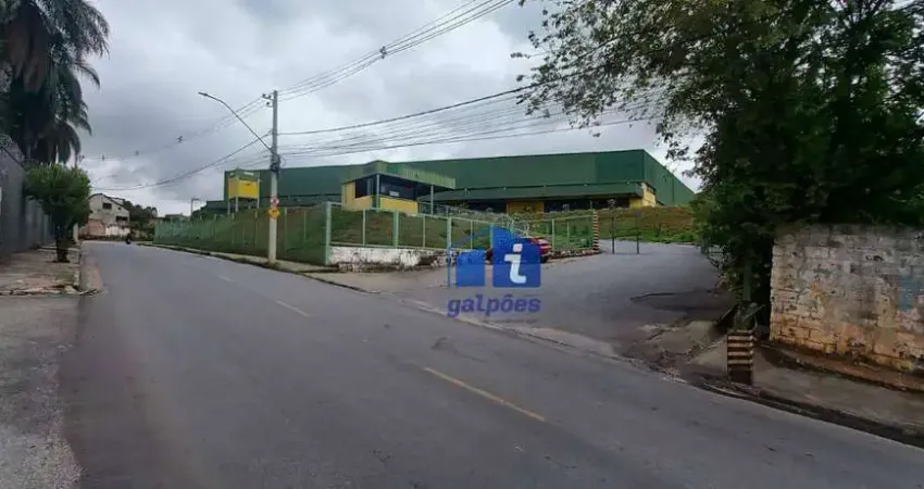 Barracão / Galpão / Depósito para alugar na Rua Atalaia, 870, São Mateus, Contagem