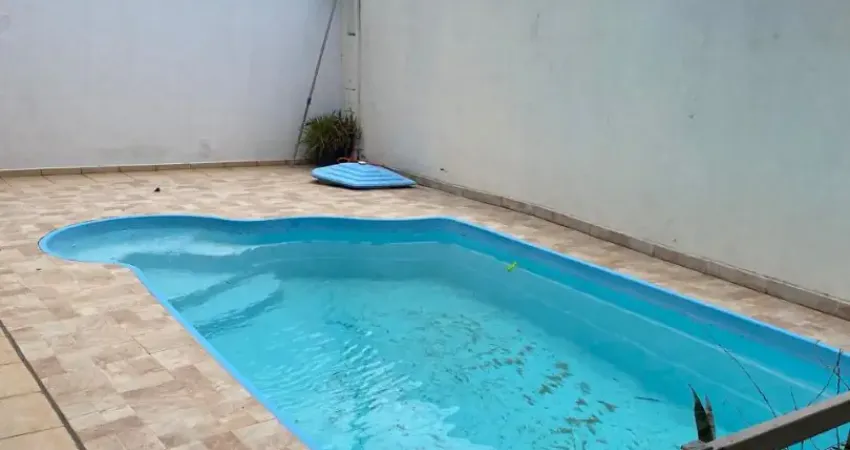 Casa térrea a venda com piscina e 03 dorms - quinta das videiras