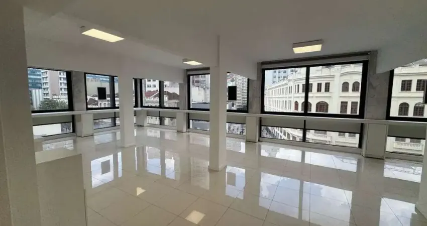 Sala Comercial/Usada para Venda em Curitiba, Centro, 2 banheiros