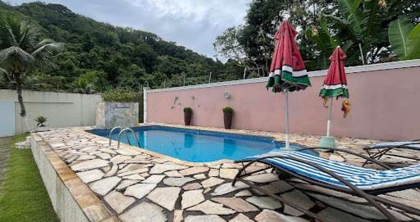 Casa com 4 dormitórios à venda, 152 m² por R$ 850.000,00 - Jardim Guaiuba - Guarujá/SP