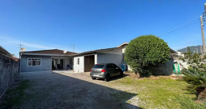 Casa com 3 quartos à venda na Praia João Rosa, Biguaçu 