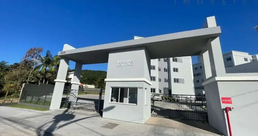 Apartamento com 2 quartos para alugar em Fundos, Biguaçu