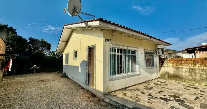 Casa com 2 quartos à venda em Rio Caveiras, Biguaçu 