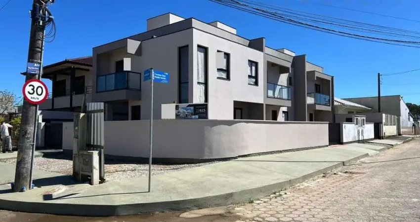 Casa com 3 quartos à venda no Forquilhas, São José