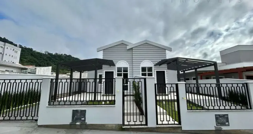 Casa com 3 quartos à venda em Fundos, Biguaçu 