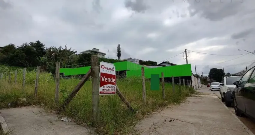 Terreno à venda no Areias, São José 