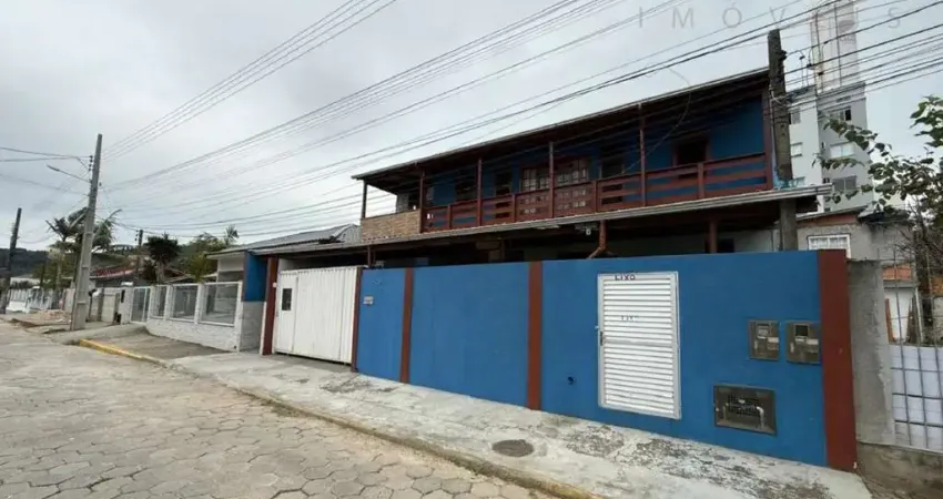 Casa com 10 quartos à venda em Rio Caveiras, Biguaçu 