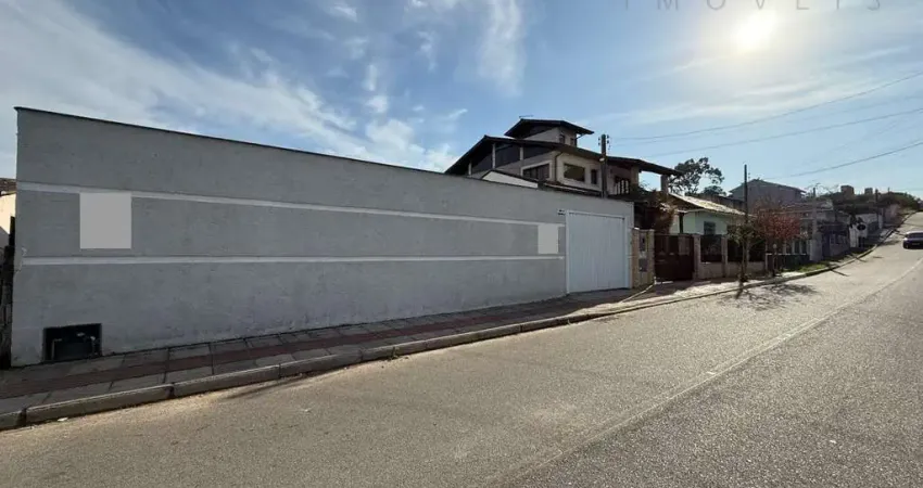 Casa com 2 quartos à venda na Serraria, São José 