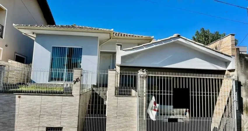 Casa com 3 quartos à venda no Bom Viver, Biguaçu 