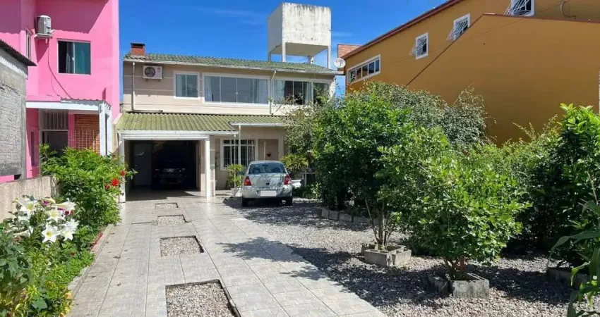 Casa com 4 quartos à venda na Praia João Rosa, Biguaçu 