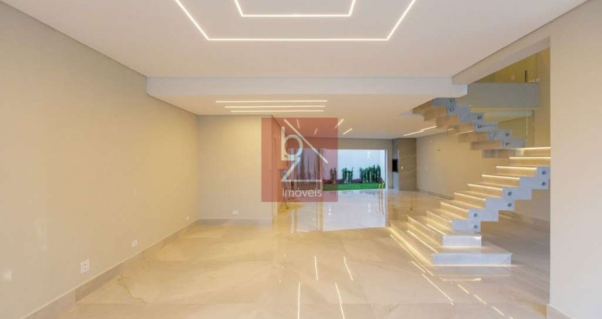 CASA EM COND. 350M² PRIV. 3 SUITES 4 VAG SANTA CÂNDIDA R$2.400.000,00