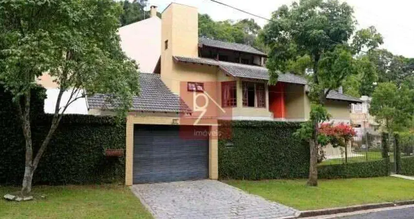 CASA  680M²  DE TERRENO E 243 M PRIVATIVO BARREIRINHA R$1.390.000,00