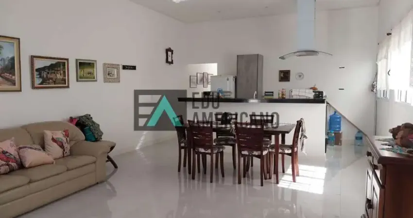 Casa térrea Bairro nobre em Atibaia