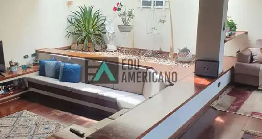 Casa com 4 quartos para alugar na Vila Gardênia, Atibaia 