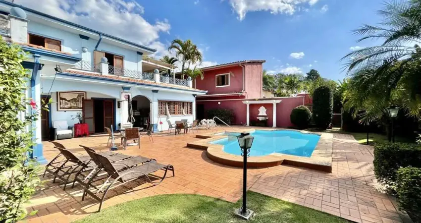 Chác. Vale do Rio Cotia (Fazendinha) - 2 CASAS no mesmo lote  A VENDA - 6d/5stes, gourmet e piscina!