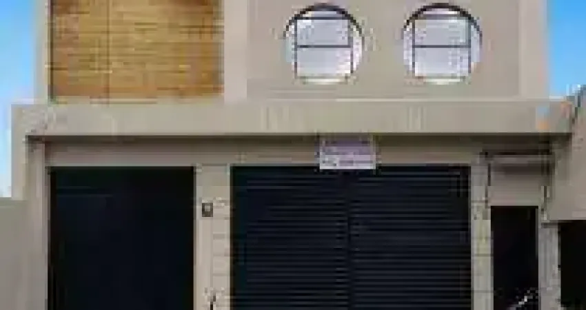 Loja na Avenida Santa Catarina, a nível da rua com 220 metros de vão livre 2 vagas 4 banheiros ao lado INSS e Mc Donalds