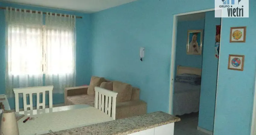 Apartamento no Panamericano Jaraguá com 2 dormitórios, sala, cozinha, 1 vaga coberta com depósito