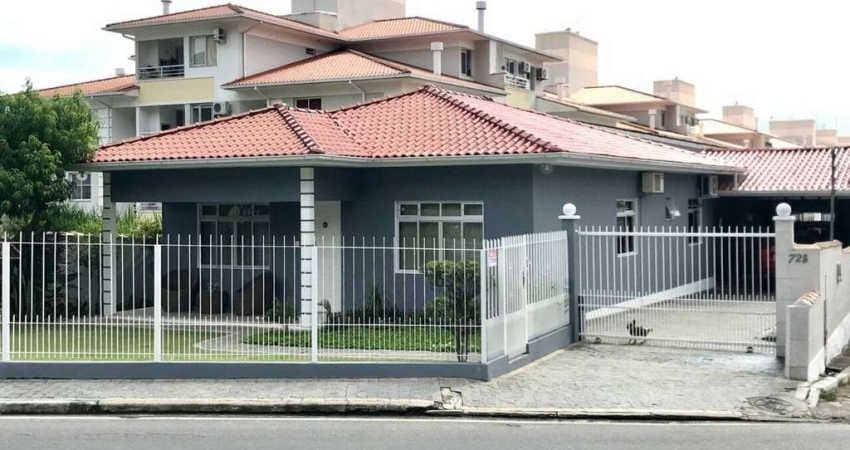 Casa com 7 quartos à venda no Canasvieiras, Florianópolis 