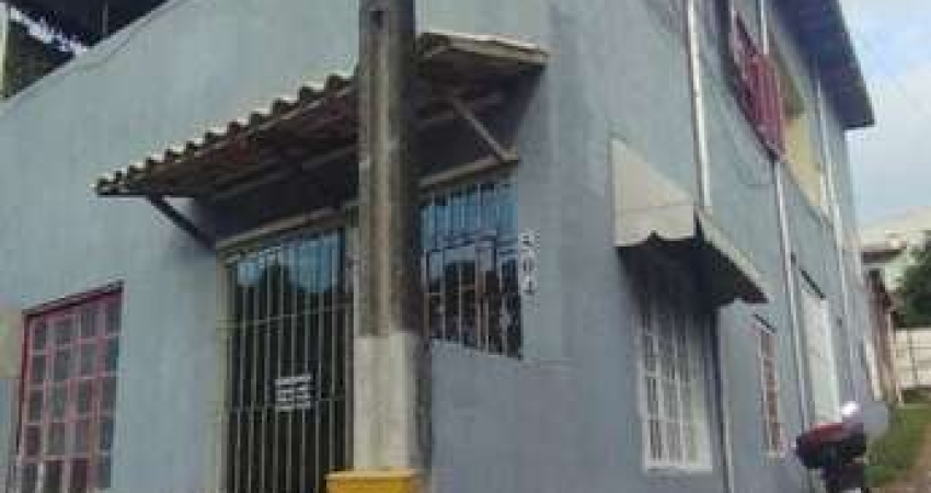 Prédio inteiro com rendimento de aluguel.