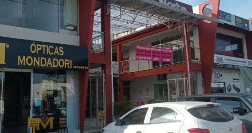 Sala comercial térrea, nos Ingleses.
