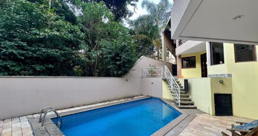 Casa Sobrado Locação Condomínio Tarumã Santana de Parnaíba