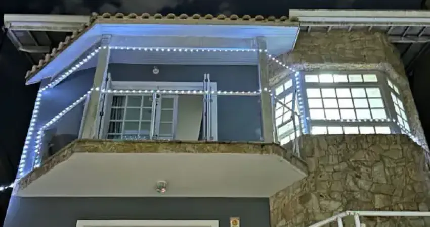 Casa em condomínio fechado com 4 quartos para alugar na Rua Adelino Pinheiro, Parque Nova Jandira, Jandira