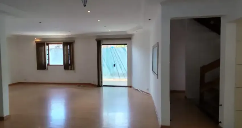 Sobrado independente Locação no bairro chácara sollar ll Fazendinha Santana de Parnaíba